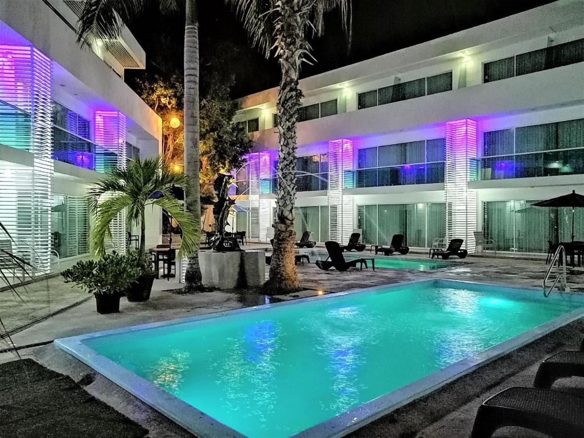 Hotel Los Cocos Chetumal Buitenkant foto